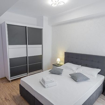 Moonlight Sky Mamaia Apartment 外观 照片