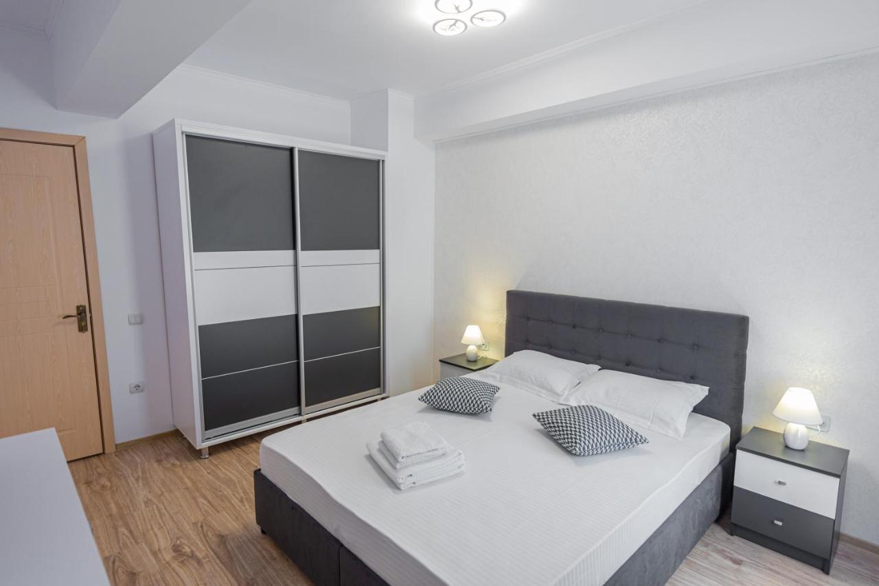 Moonlight Sky Mamaia Apartment 外观 照片